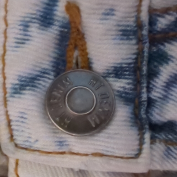 HT Denim Ultra Hi-Rise Shorts - Picture 10 of 10